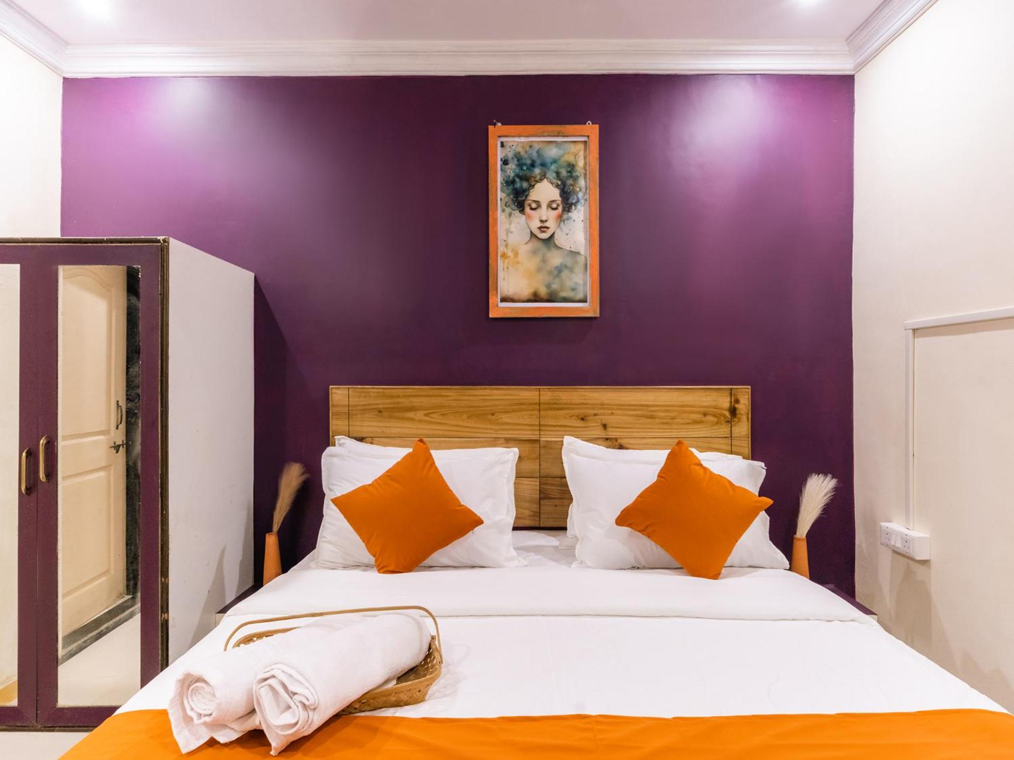 Moustache Daman Hostel Room photo
